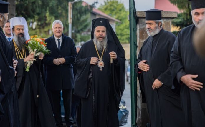 Патриарх Даниил отслужи Литургия в Разлог за 113 години от Освобождението