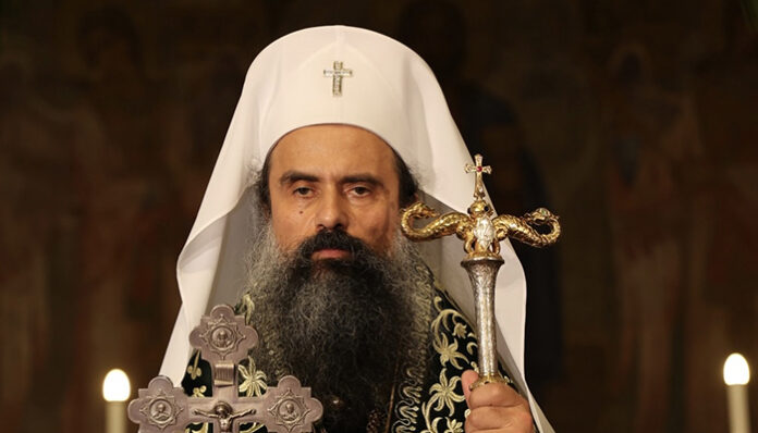 Патриарх Даниил проведе телефонен разговор с архиепископа на Северна Македония