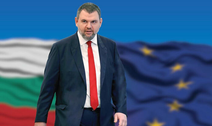 Пеевски нареди на НАП