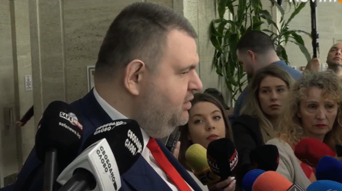 Пеевски: Първо да стабилизираме държавата