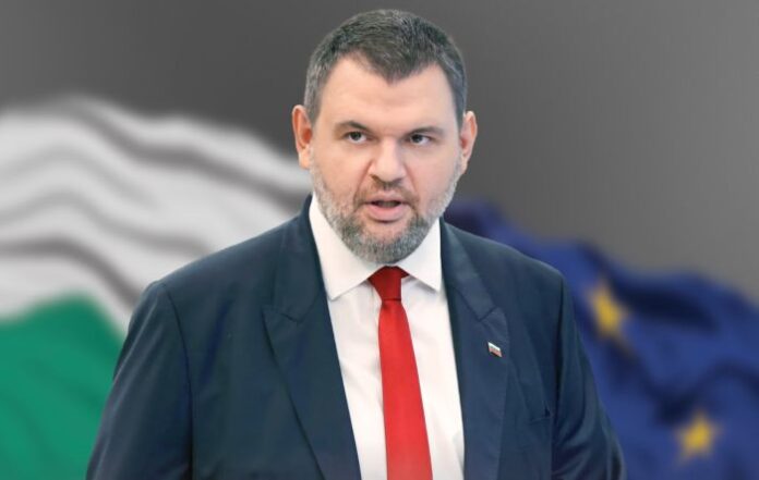 Пеевски: Радев доказа