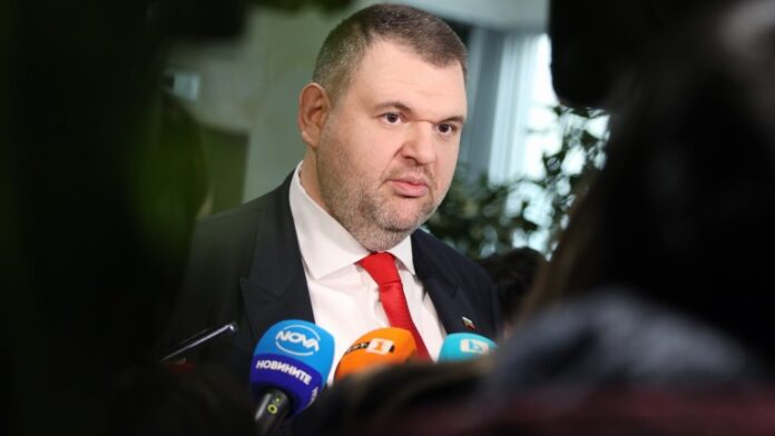 Пеевски: За ДПС е важно да има правителство