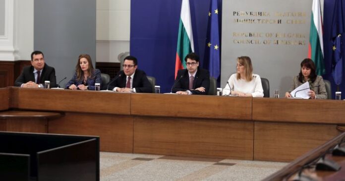 Пеканов: Служебният кабинет осигури европейски средства в размер на над 14 милиарда лева