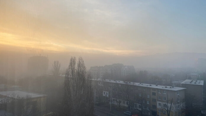 Пет града осъмнаха с мръсен въздух