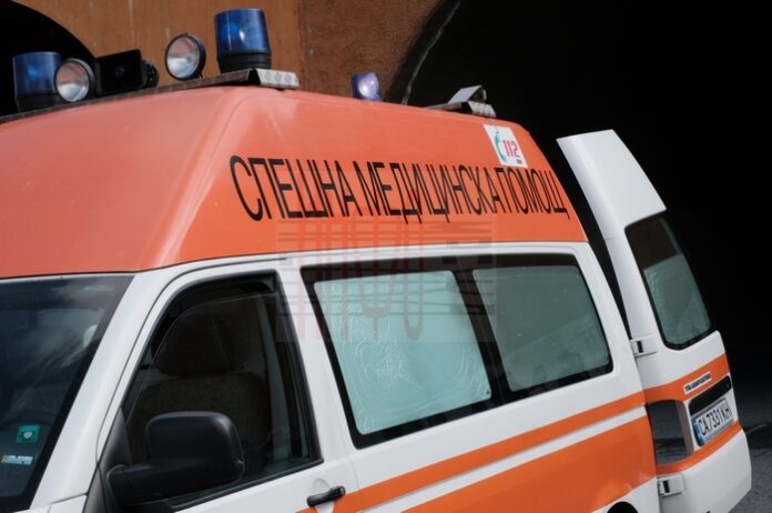 Пиян удари санитарка и медицинска сестра в Пернишката болница