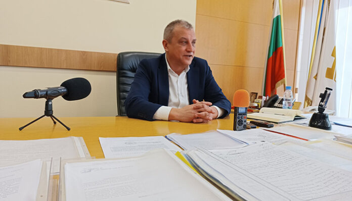 Пирин Благоевград дължи само 35 000 лв. на НАП