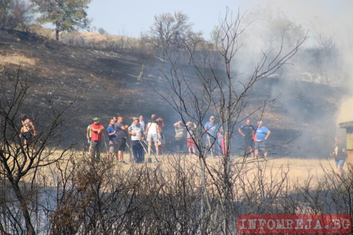 Плевня изгоря при пожар в Долно Българчево