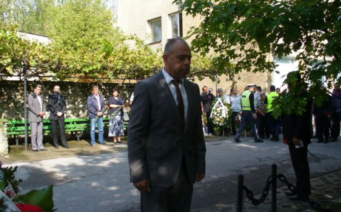 Почетоха паметта на загиналите при пожара на взривните складове в мини 