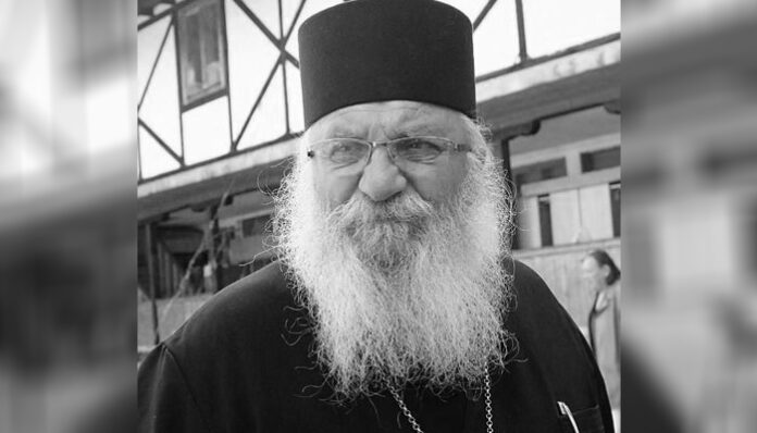 Почина отец Иван от Нови хан