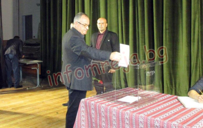 Почина транспортираният с вертолет за столична болница Аджар Узун от Дебрен