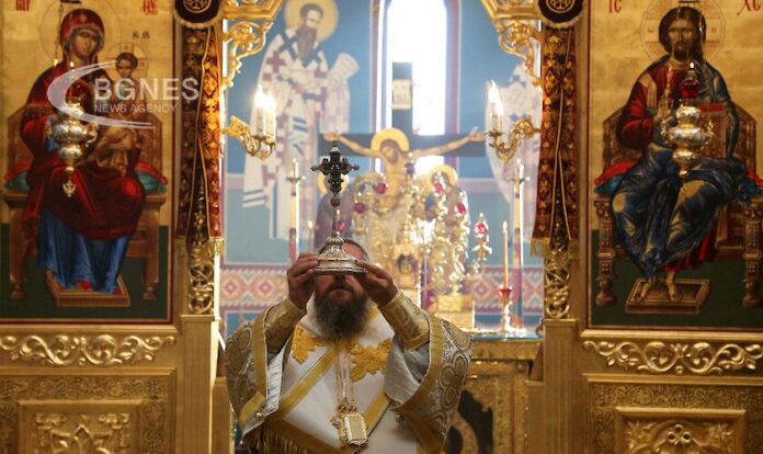 Почитаме Кръстовден
