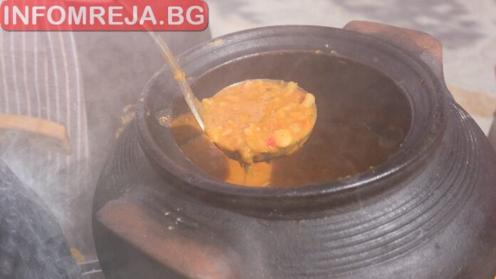 Подкрепа за нуждаещите се: 