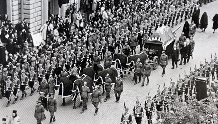 Погребението на Патриарха ни връща към 5 септември 1943