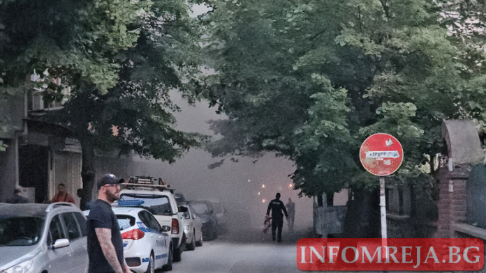 Пожар избухна в центъра на Благоевград (ОБНОВЕНА)