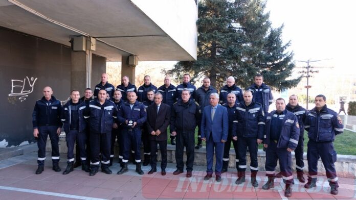 Пожарникарите от Благоевград получиха награди за професионализма по време на трагедията в 