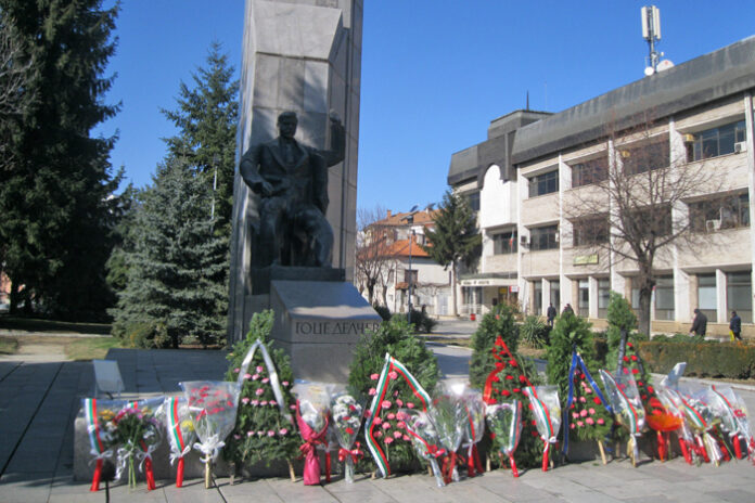 Поругаха венеца на ДПС