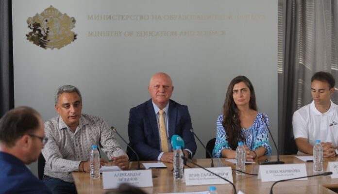 Посрещаме в България 200 ученици от 6 континента за първата олимпиада по изкуствен интелект
