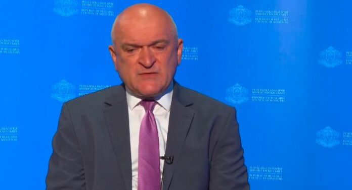 Пострадали в пожарите може да се настанят в бази на МВР и Министерството на отбраната