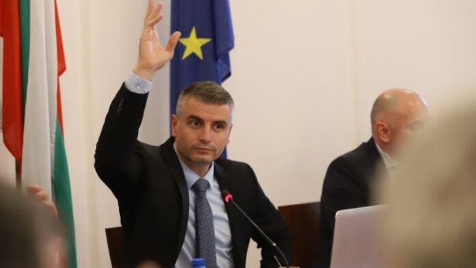 ПП ще предложи кабинет на малцинството с политически фигури