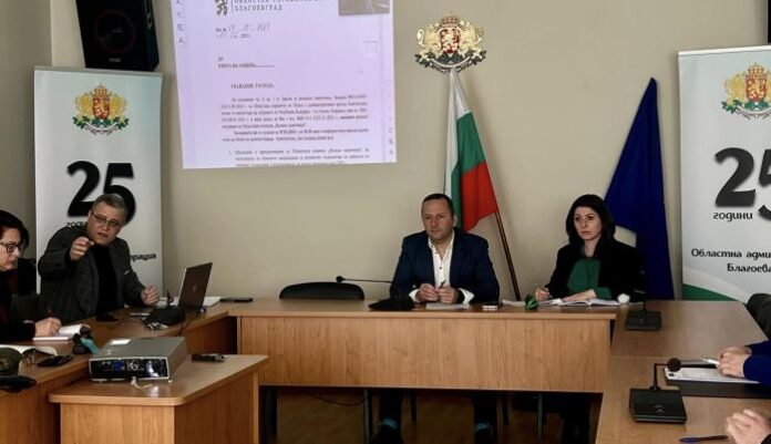 Правят ремонтно-възстановителни дейности на паметници в Микрево