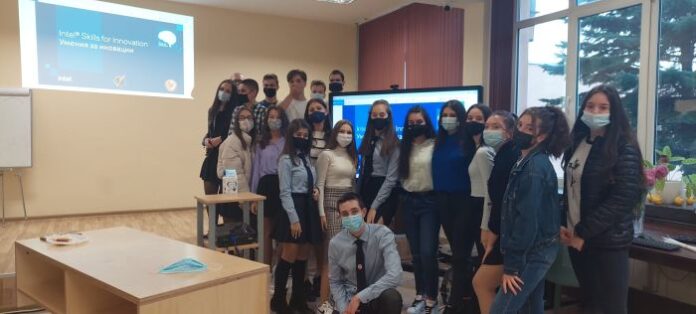 „Празник на науката и творчеството“ в ПМГ - Кюстендил
