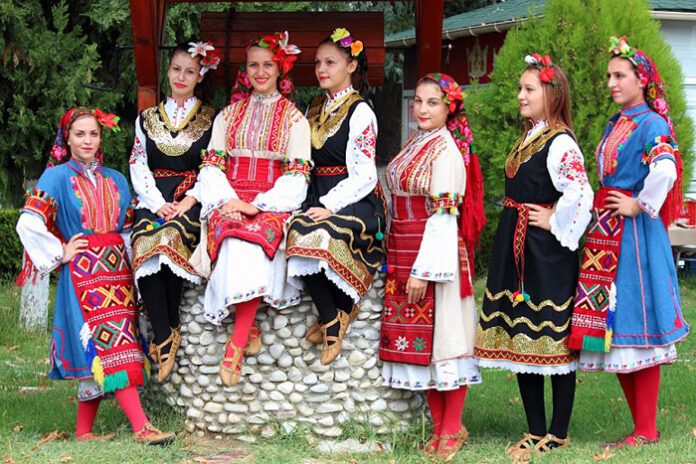 Празникът на община Струмяни и Великден - две в едно