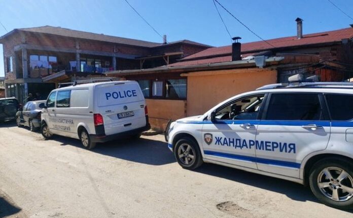 Преди празниците: Иззеха 500 литра ракия от къщата на 67-годишен мъж в Невестино