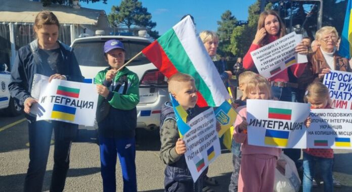 Пререгистрират украинците в България