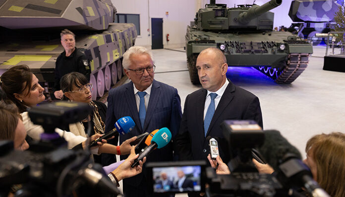 Президентът: България очаква партньорството с „Райнметал“ да води към  създаване на нови работни места