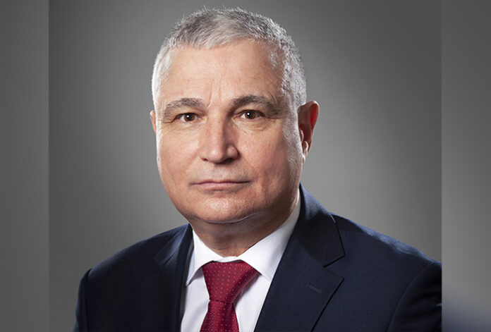 Президентът назначи Пламен Славов за свой секретар по духовност и култура