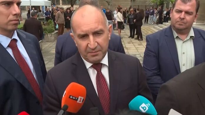 Президентът: Предложих референдум