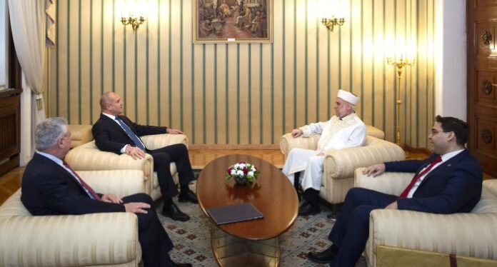 Президентът Румен Радев проведе среща с главния мюфтия д-р Мустафа Хаджи