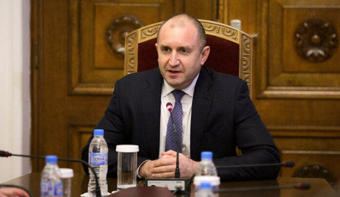 Президентът ще проведе консултации с представители на парламентарните групи в 47-ото НС