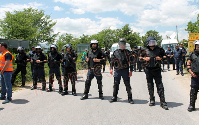Пробация за протестър от Гърмен