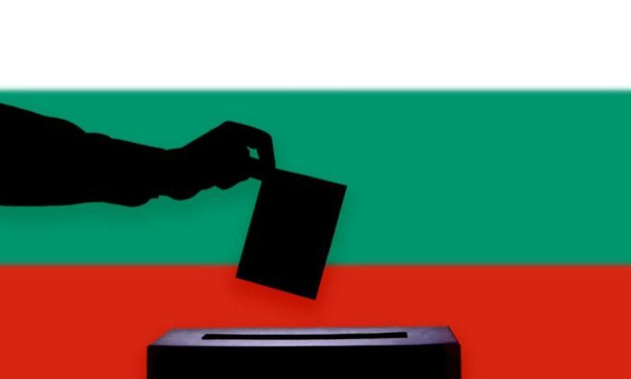 Продължават консултациите за състава на районните избирателни комисии