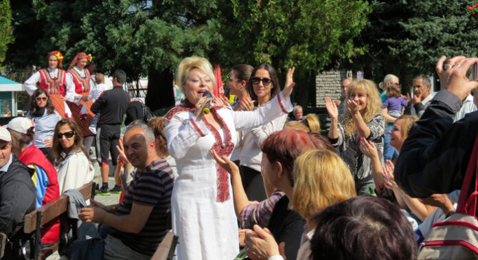 Продължават празниците в Банско