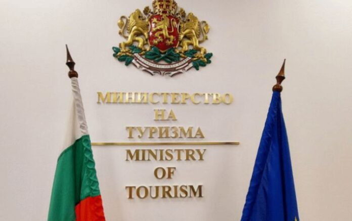Продължават проверките за законово упражняване на професията „Екскурзовод“