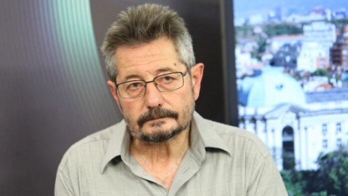 Проф. Георги Каприев: Рушим системата