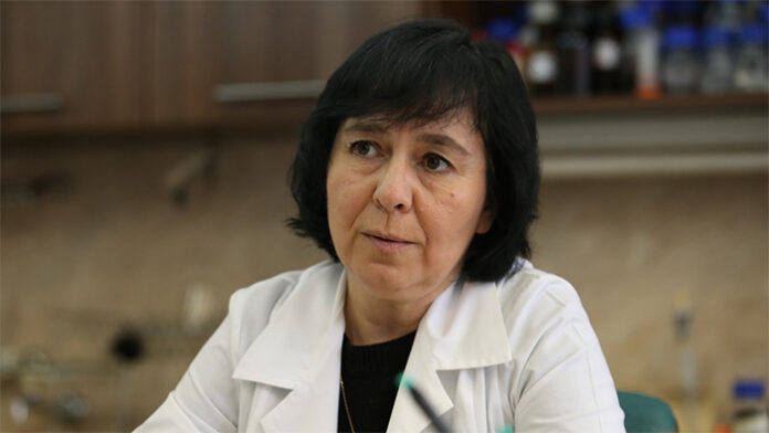 Проф. Пенка Петрова: Следващата седмица ще достигнем пика на петата Covid вълна