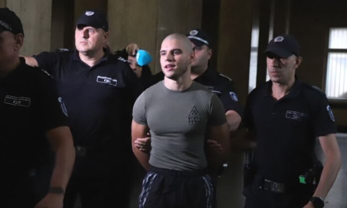 Прокуратурата протестира домашния арест на прокурорския син
