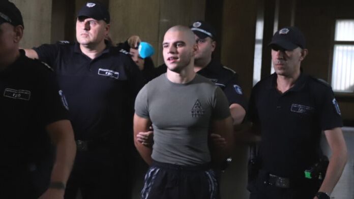 Прокурорският син от Перник отива на съд за побой и закана с убийство