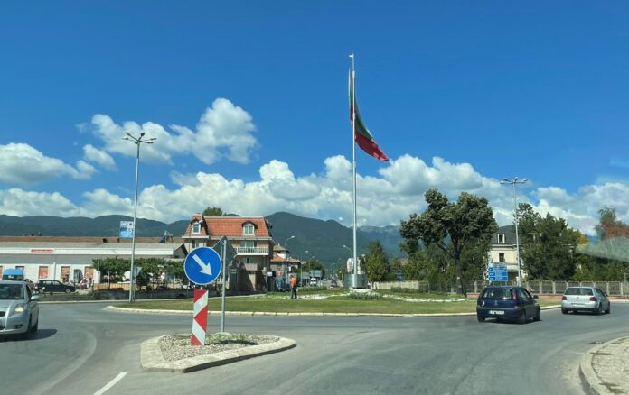 Променят организацията на движение през кръговото кръстовище в Гоце Делчев