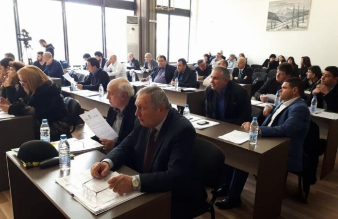 „Промяна за Дупница“ настоява за свикване на извънредна сесия заради  закриването на родилното отделение