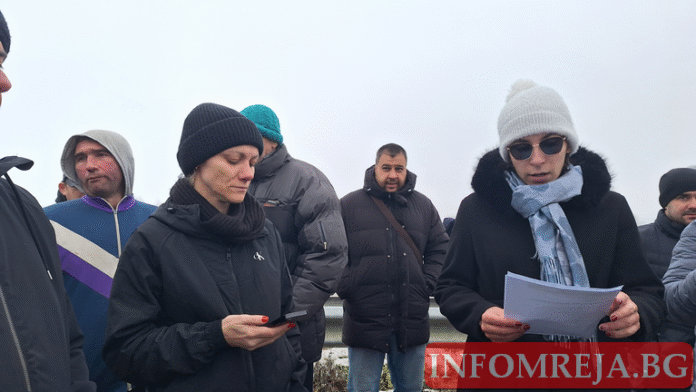 Протест „Да защитим паметта на Андреа“: Кюстендилци затварят пътя за Гюешево