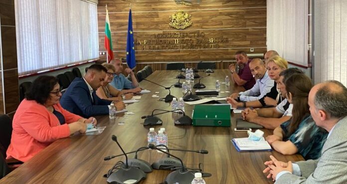 Проведоха работна среща по проекта за изграждане на Национална детска болница