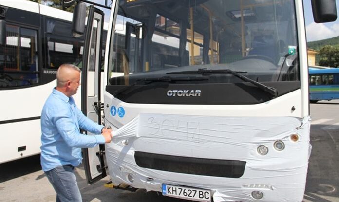 Пуснаха абонаменти карти за новата автобусна линия в Дупница
