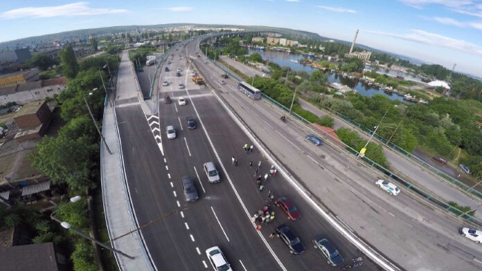 Пуснаха движението по Аспаруховия мост във Варна