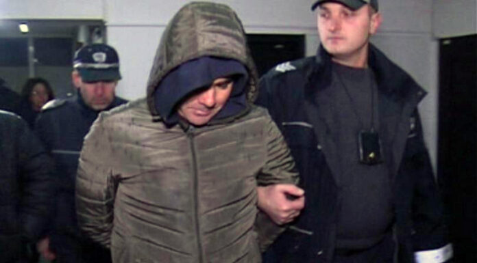Пуснаха на свобода задържания за кражби на коли в Банско