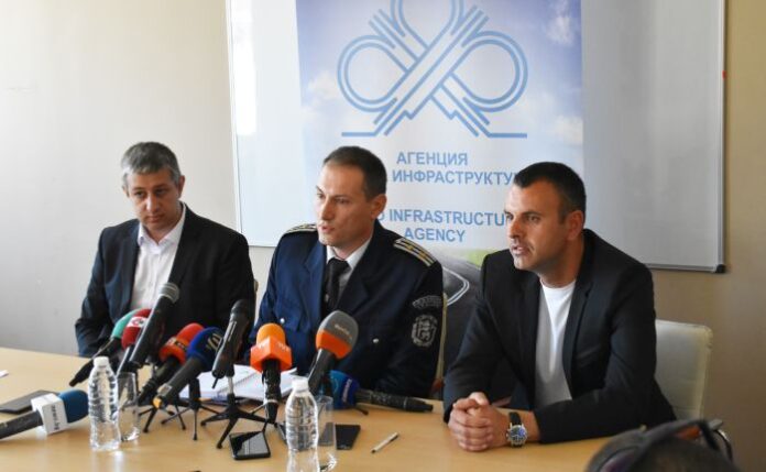 Пътна полиция и АПИ с апел към шофьорите: Спазвайте правилата за движение