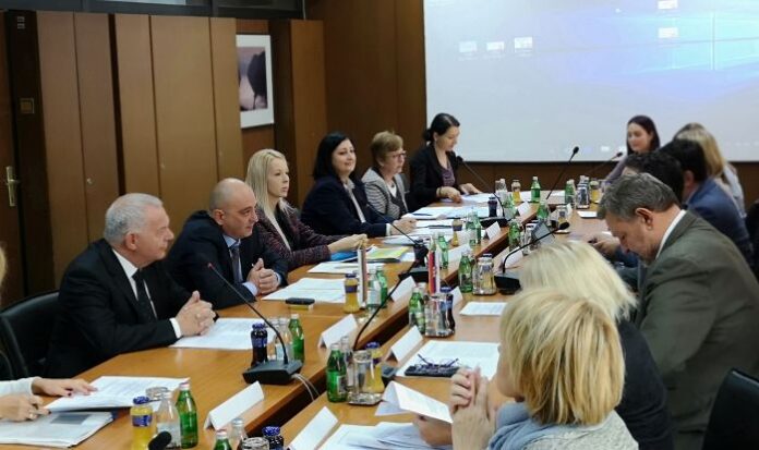 Работна група изследва водите на река Драговищица
